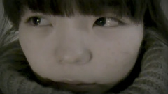 摸著口袋里的手機入睡