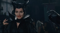 <沉睡魔咒>中文片段 朱莉演魔女飆演技