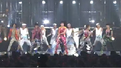東方神起 - LIVE TOUR