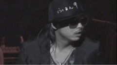 傷の上には赤いBlood