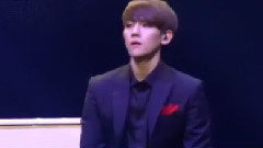 不要做出悲傷的表情