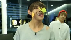 V App在泰國吃房間秀