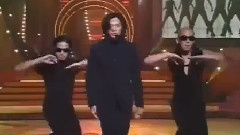 特務