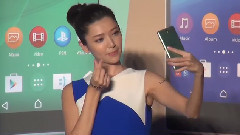手指愛心自拍傳情