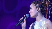 容祖兒 - 春光乍洩 容祖兒.姚玨.莫拉維亞交響樂團音樂會現場版