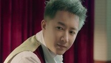 深夜聽歌流眼淚
