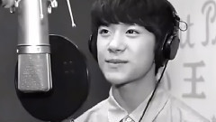 長胡子的男生
