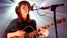 James Bay - Hold Back The River MTV現場版 2015