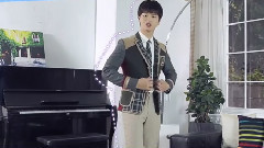 Elite校服廣告
