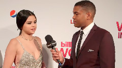 Selena Gomez現身Billboard's Women in Music