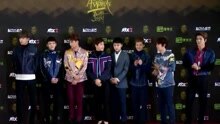 EXO組合 - EXO 紅毯
