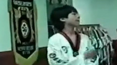 田柾國09年11月小學時期練習跆拳道影片