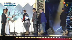 音悅臺亞洲最具影響力組合 - 第5屆Gaon Chart K-POP Awards 現場版 16/02/17