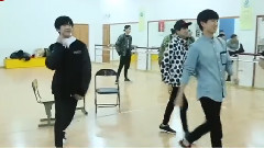 觀察日記11易烊千璽單人cut
