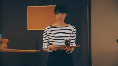 乃木坂46 14th特典之深川麻衣 企鵝咖啡廳