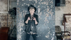 Who′s Loving You?