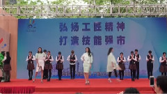 Music & Celebration & Don't Stop Believing & 鬼佬練聲曲