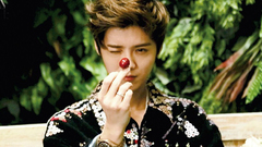 <芭莎男士>七月品位封面:鹿晗 預告花絮2