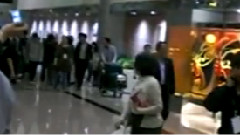 樸有天金俊秀來臺桃園機場接機