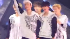 燦烈 & 伯賢唱Run