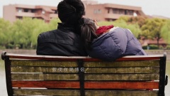 遠在咫尺