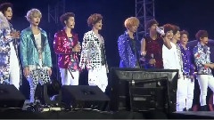 白賢 & Tao自我介紹