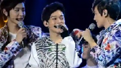 白賢 & 燦烈 & Chen自我介紹說菲語