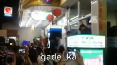 金秀賢離開泰國海鮮餐廳