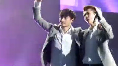 Run 吳世勛 & 張藝興