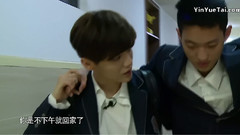 暖心鹿晗擔心生病同桌為其慶生