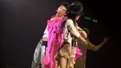 頭發亂了