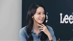 允兒采訪中演唱中文歌曲CUT一則