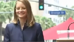 Kristen在Jodie Foster星光大道授星儀式上的演講
