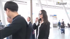 韓國仁川機場出境 林允兒Cut