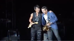 黃品源與兒子黃懷德,前妻蜜兒同臺演出