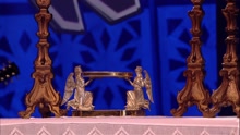 Glória a Jesus na Hóstia Santa / Queremos Deus