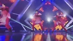 第二彈:男團群舞時背景音樂換成神曲后