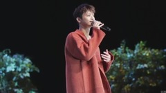 現在這瞬間 &  Shake it up  & 小可愛song