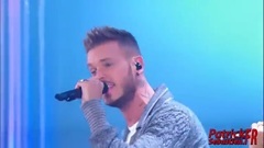 Matt Pokora - Matt Pokora et Tal chantent Envole-moi en live (Les Annees Bonheur)