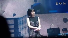 IU演唱會現場演繹<喜歡你>