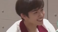 愛的抱抱 董思成公開一周年親吻站獻禮