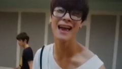 不愛好好穿衣服的破音小王子文彬