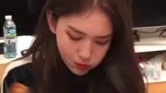 Somi Instagram更新視頻一則