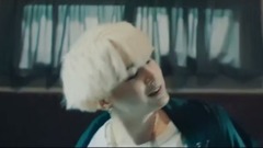 Agust D 小黃人版