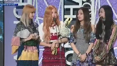 音源部門8月年度歌手 - 第六屆GAON Chart頒獎禮現場版17/02/22