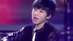 tfboys現場表演(王源,王俊凱,易烊千璽) & Hold My Hand