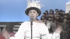 寒風中的擁抱