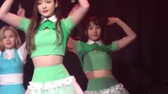 和我交往嗎