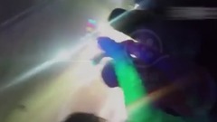 hands on me快結束的時候 姐姐看著場下的彩燈應援 大喊“真的超屌啊