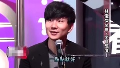 主持人問林俊杰能不能改變江南曲風,JJ果然是行走的CD